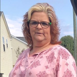 Meet your Posher, Annette